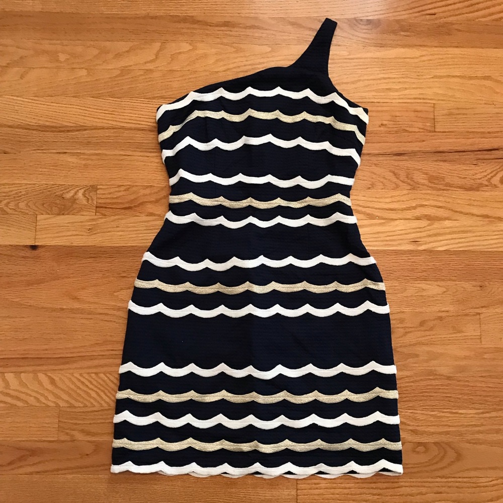 Lilly Pulitzer one shoulder scallop dress